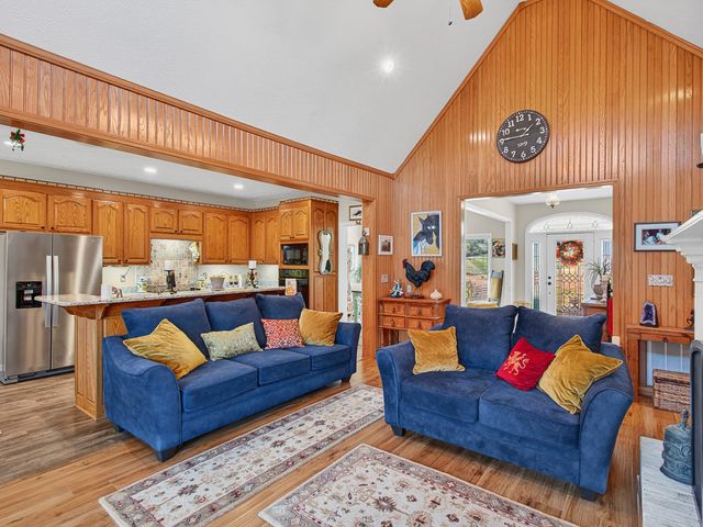 129 Leland Rd, Summertown, TN 38483