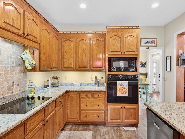 129 Leland Rd, Summertown, TN 38483