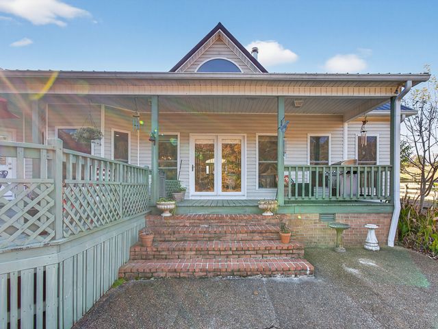 129 Leland Rd, Summertown, TN 38483