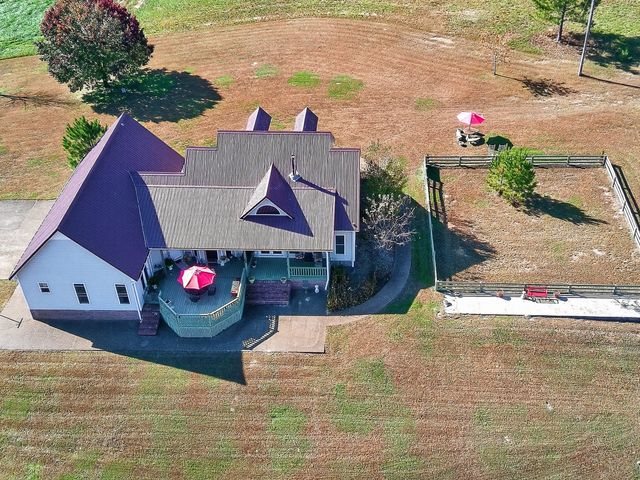 129 Leland Rd, Summertown, TN 38483