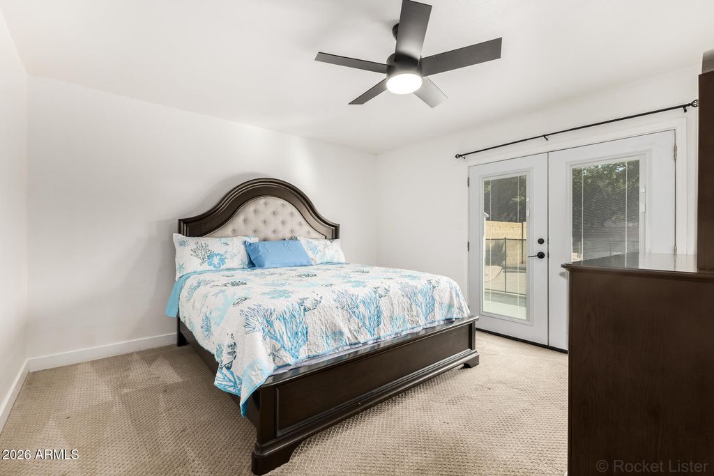 Image 17 of property listing at 4237 W HARTFORD Avenue, Glendale, AZ 85308
