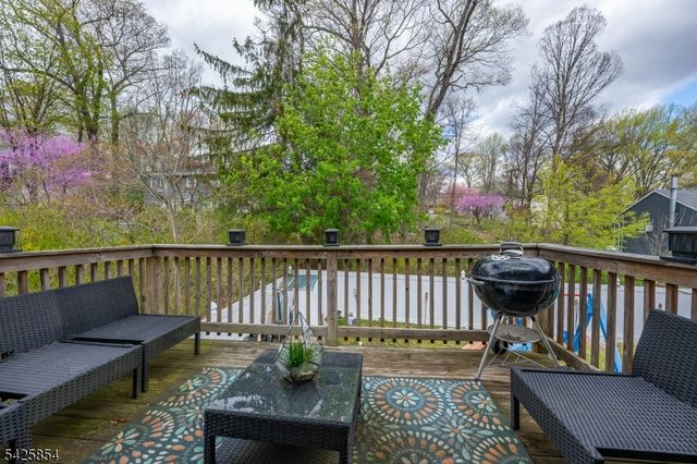 44 Fordham Trl, Hopatcong Boro, NJ 07843