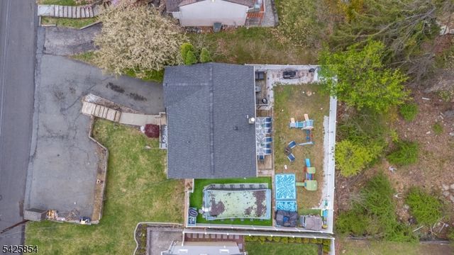 44 Fordham Trl, Hopatcong Boro, NJ 07843