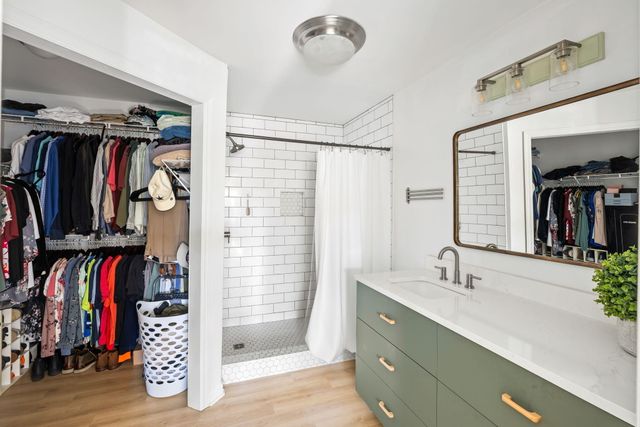 700 Daniel Ellis Drive 10301, Charleston, SC 29412