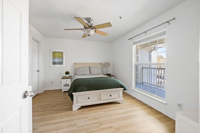 700 Daniel Ellis Drive 10301, Charleston, SC 29412