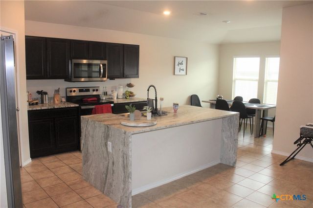 6104 Amelia Earhart Boulevard, Killeen, TX 76543