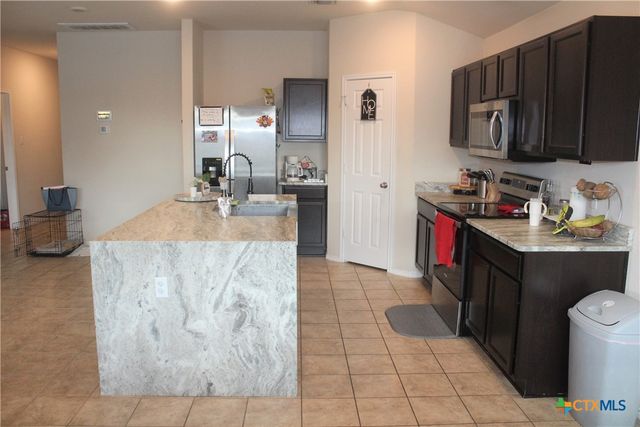 6104 Amelia Earhart Boulevard, Killeen, TX 76543