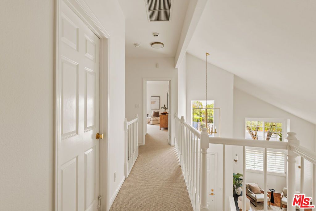 Image 18 of property listing at 7827 Berger Avenue, Playa Del Rey, CA 90293