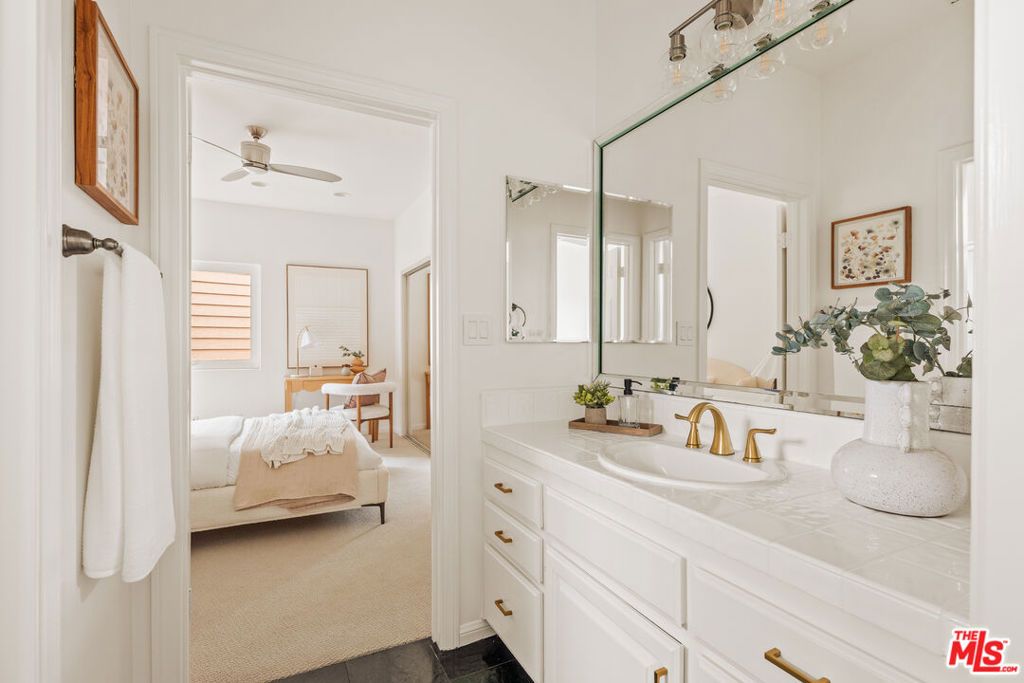 Image 20 of property listing at 7827 Berger Avenue, Playa Del Rey, CA 90293