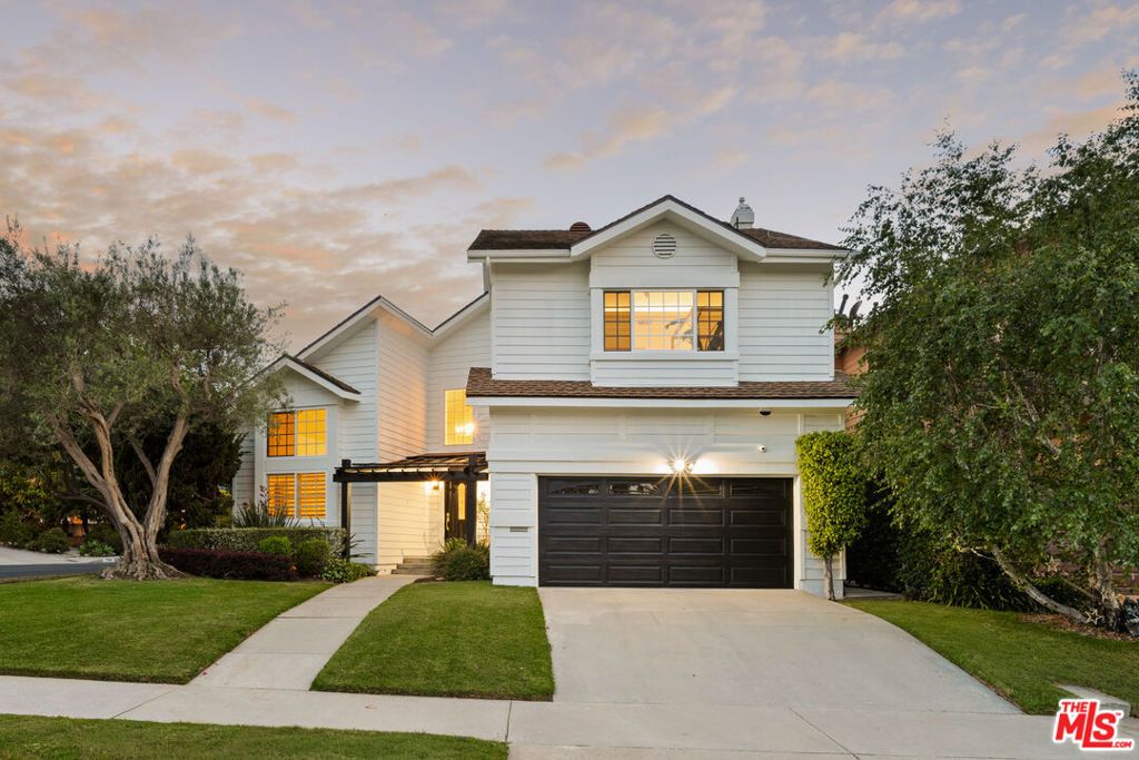 Image 23 of property listing at 7827 Berger Avenue, Playa Del Rey, CA 90293