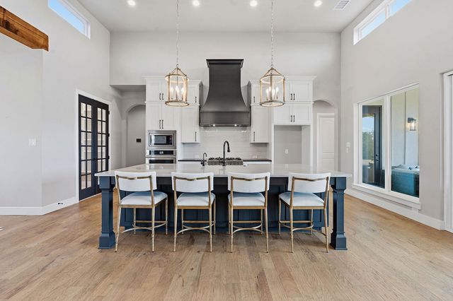 1326 Via Principale DR, New Braunfels, TX 78132