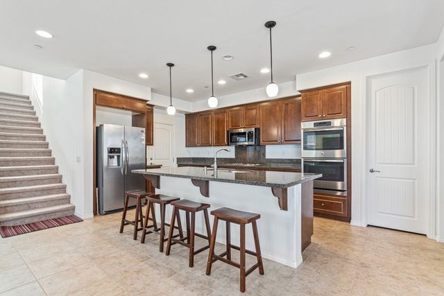 37761 Apache Plume Drive, Murrieta, CA 92563