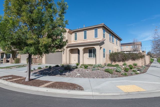 37761 Apache Plume Drive, Murrieta, CA 92563