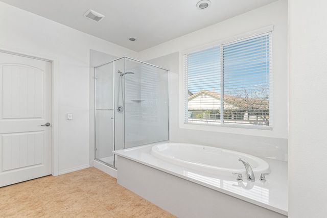 37761 Apache Plume Drive, Murrieta, CA 92563