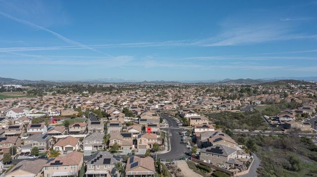 37761 Apache Plume Drive, Murrieta, CA 92563