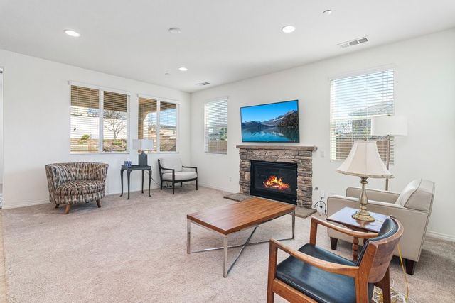 37761 Apache Plume Drive, Murrieta, CA 92563