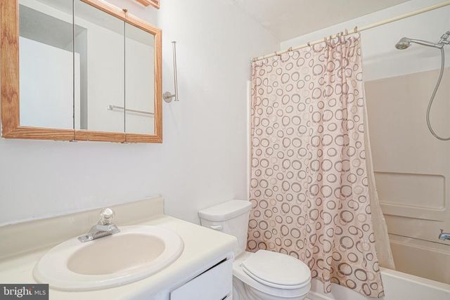 605 WOODCHIP RD, Lumberton, NJ 08048