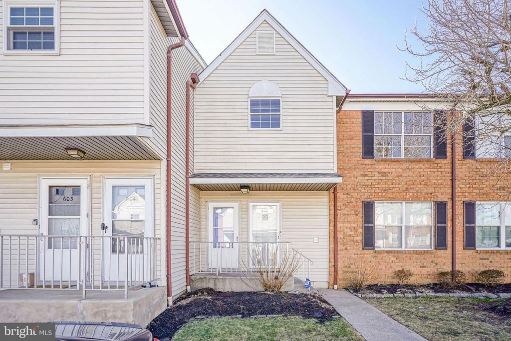 605 WOODCHIP RD, Lumberton, NJ 08048