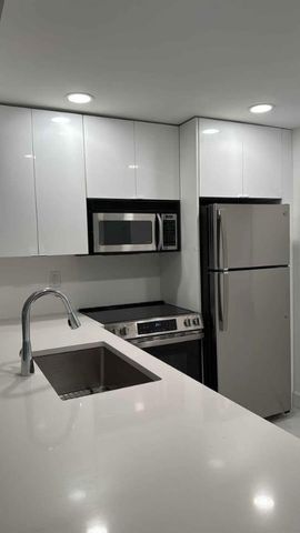 9301 N Lime Bay Boulevard 102, Tamarac, FL 33321