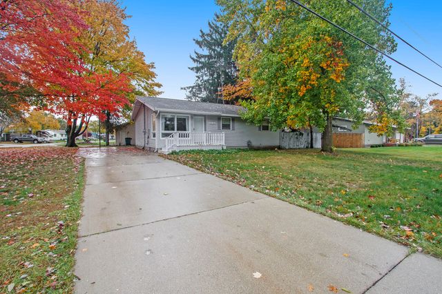 3312 Lincoln Street, Norton Shores, MI 49441