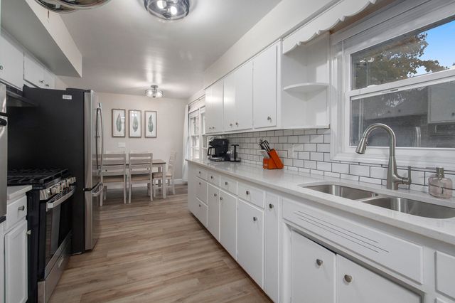 3312 Lincoln Street, Norton Shores, MI 49441