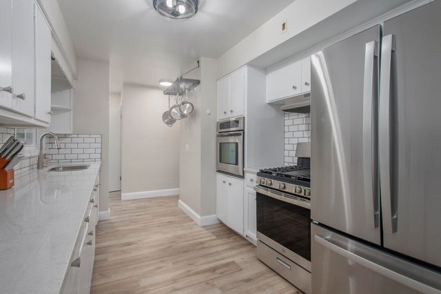 3312 Lincoln Street, Norton Shores, MI 49441