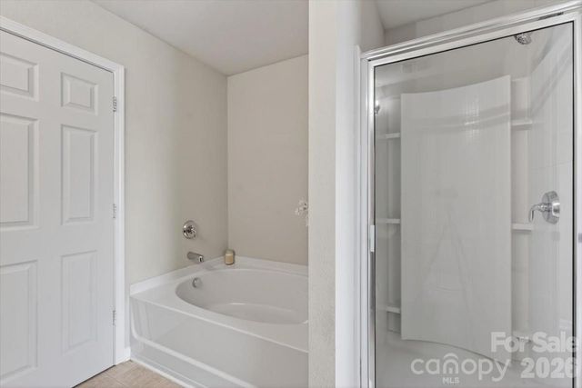 5227 Swearngan Road, Charlotte, NC 28216