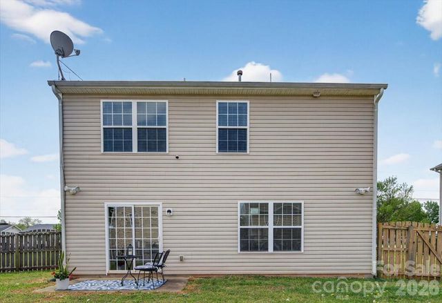 5227 Swearngan Road, Charlotte, NC 28216