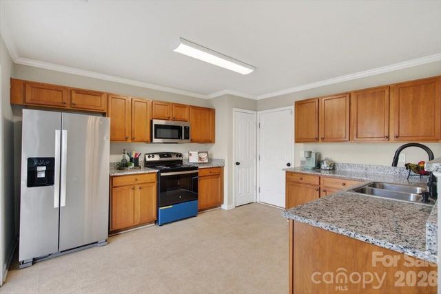 5227 Swearngan Road, Charlotte, NC 28216