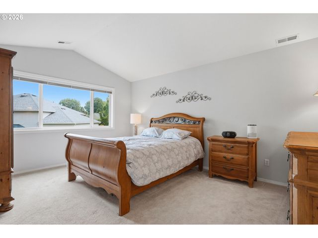 3811 Se 182ND Ct, Vancouver, WA 98683