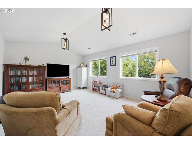 3811 Se 182ND Ct, Vancouver, WA 98683