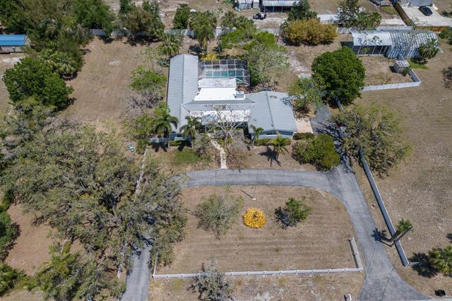 2723 59TH STREET, Sarasota, FL 34243