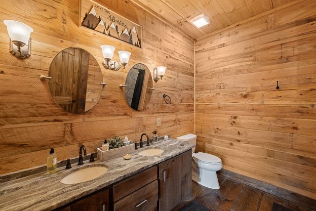 101 Heights Overlook, Blue Ridge, GA 30513
