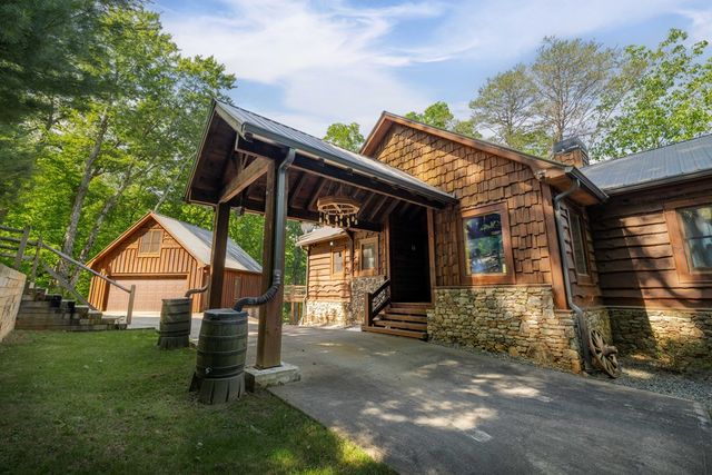 101 Heights Overlook, Blue Ridge, GA 30513