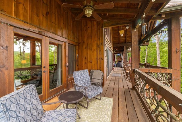 101 Heights Overlook, Blue Ridge, GA 30513