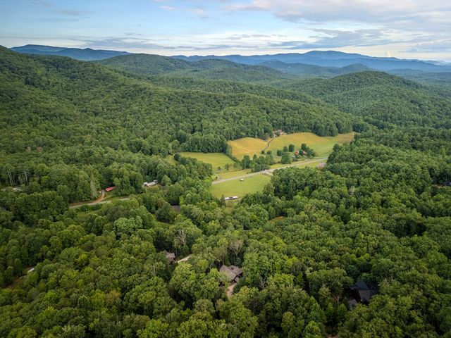 101 Heights Overlook, Blue Ridge, GA 30513