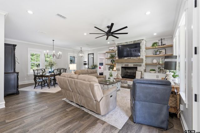 221 Pr 6235 Off 2320, Mineola, TX 75773