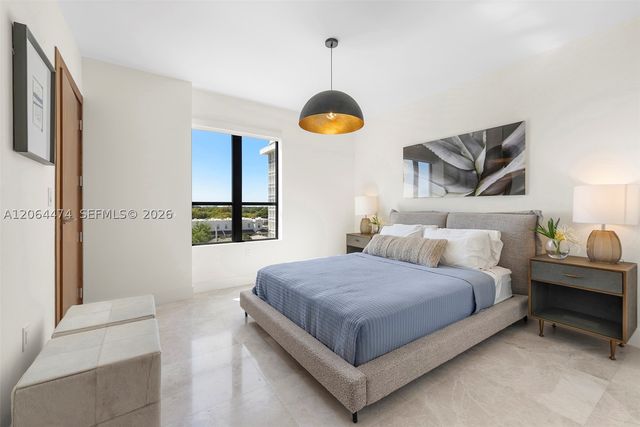 701 Valencia Ave 401, Coral Gables, FL 33134