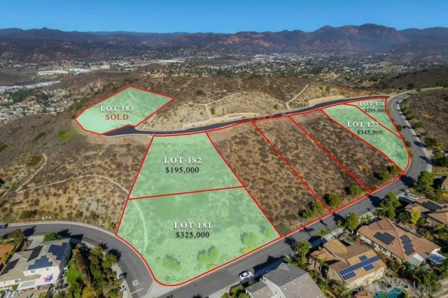 000 Mariposa St 177, Santee, CA 92071