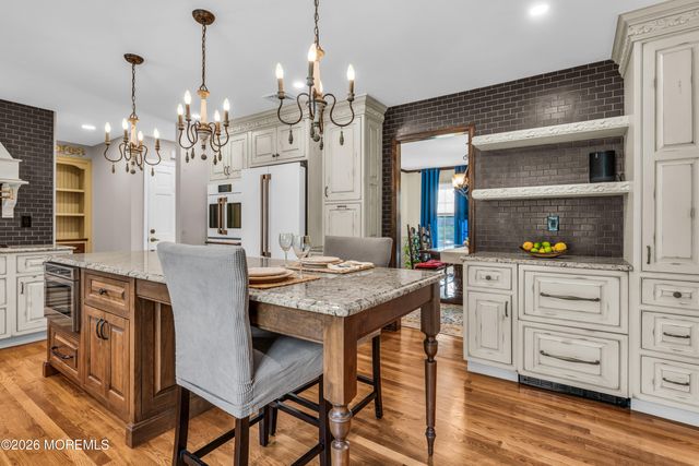 757 Stepping Stone Court, Toms River, NJ 08753