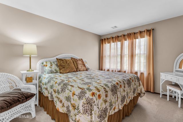 757 Stepping Stone Court, Toms River, NJ 08753