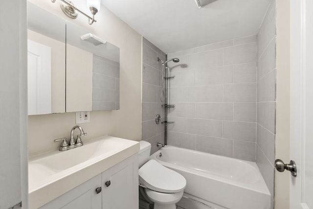 11 8th 1, Cambridge, MA 02141
