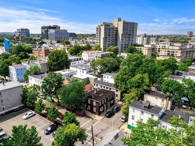 11 8th 1, Cambridge, MA 02141