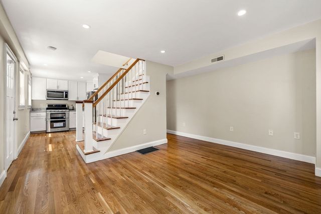 11 8th 1, Cambridge, MA 02141