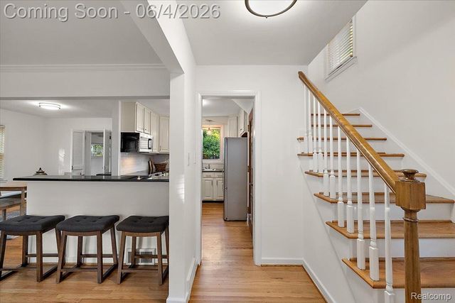 1512 Edgewood Drive, Royal Oak, MI 48067