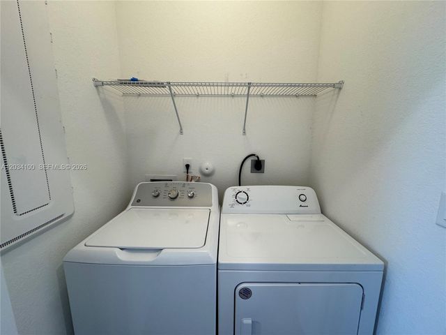 2609 SE 11th Street 2609, Homestead, FL 33035