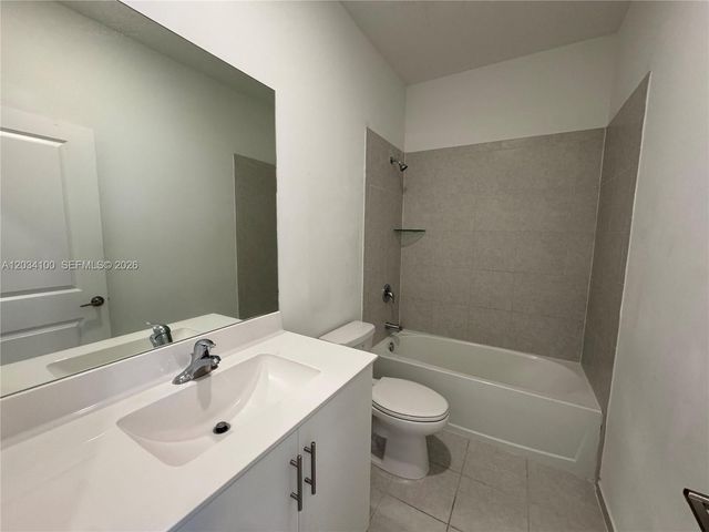 2609 SE 11th Street 2609, Homestead, FL 33035
