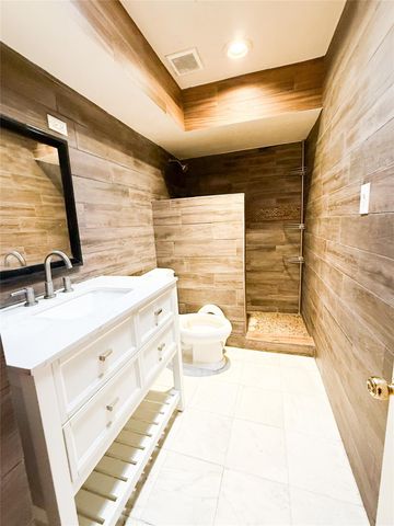 2693 Marilee Lane, Houston, TX 77057