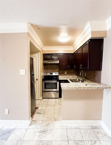 2693 Marilee Lane, Houston, TX 77057