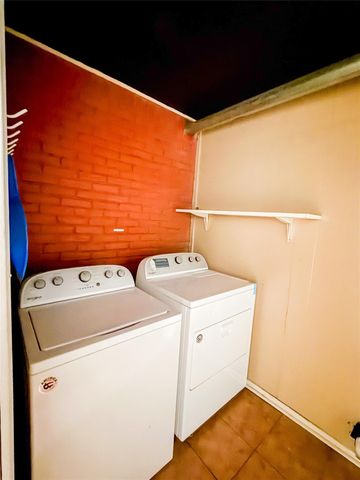 2693 Marilee Lane, Houston, TX 77057